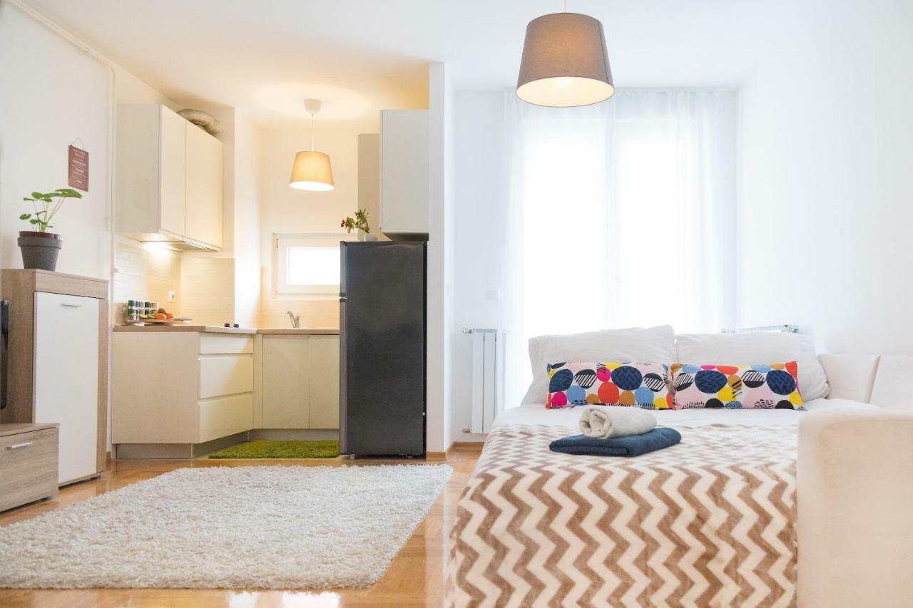 Cute And Sunny Studio In Zagreb With Balcony & Free Parking Eksteriør bilde